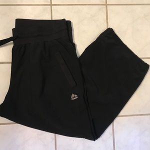 Reebok loose fit Capri